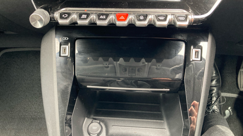 Peugeot 208 1.2 PureTech 100 Allure 5dr Petrol Hatchback